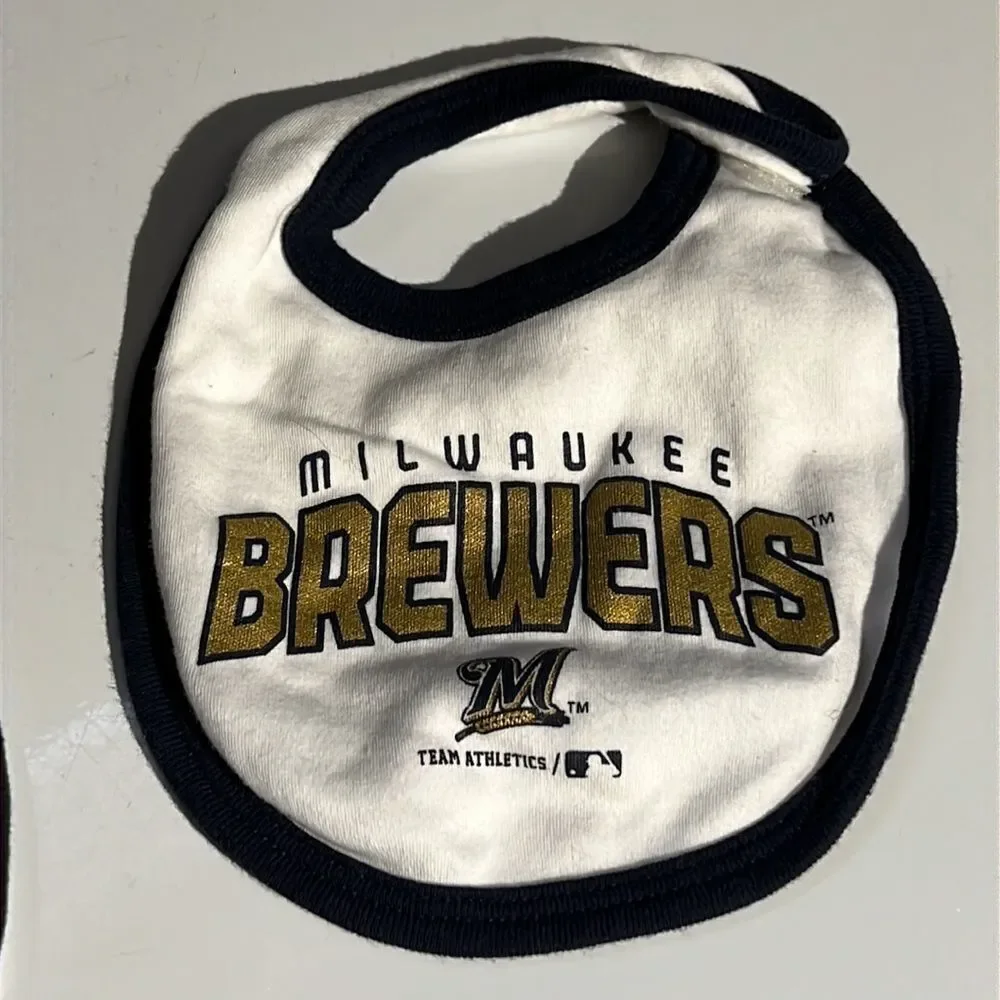 Milwaukee Brewers MLB Newborn Baby Bibs